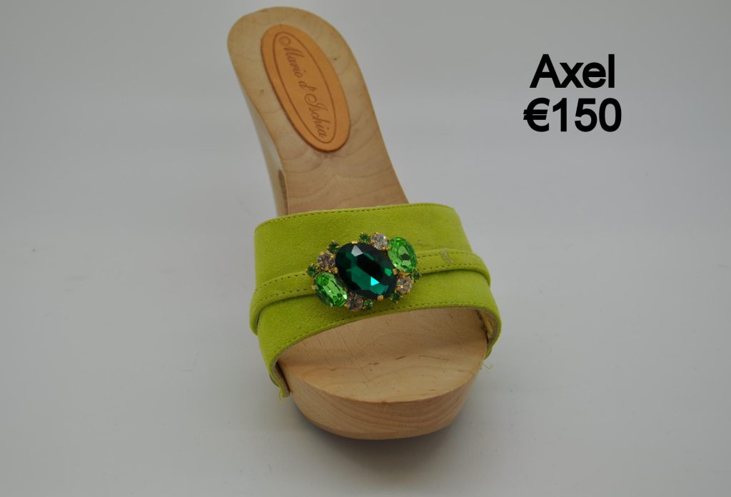 Gli zoccoli artigianali di Mario d'Ischia