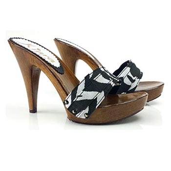 zoccolo-bianco-e-nero