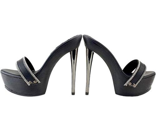 zoccoli con tacco a spillo altissimo