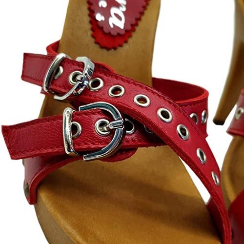 zoccoli sexy con fibbia