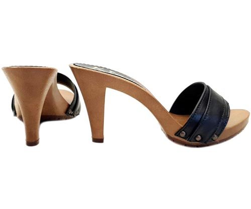 zoccoli in pelle neri