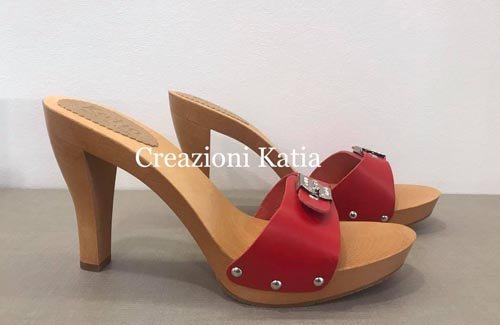 zoccoli legno artigianali