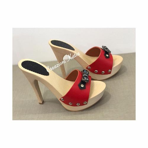 zoccoli alti in legno