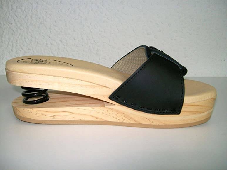 sandali con tacco a molla