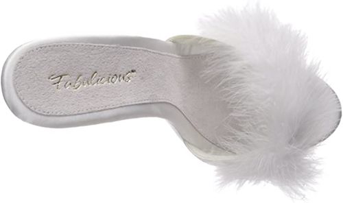 zoccoli con piume bianche