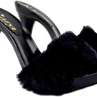 zoccoli neri con pelliccia