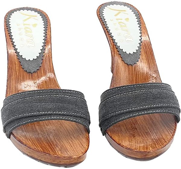 Zoccoli con fascia grigia