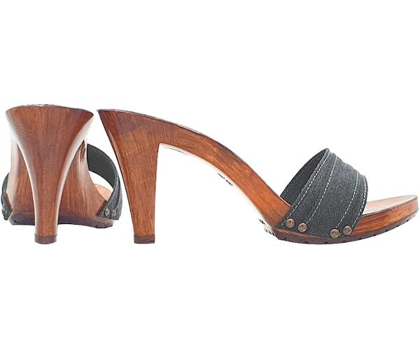 Zoccoli con fascia grigia