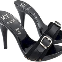 Zoccoli tacco 12 con tomaia in pelle e fibbia