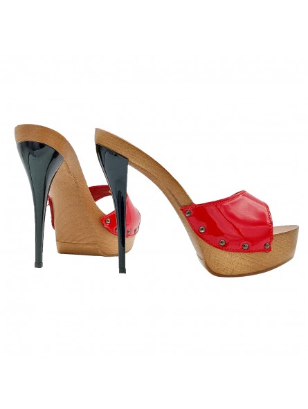 zoccoli con tacco a spillo laccato