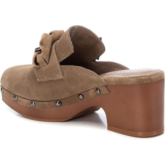 Zoccoli chiusi da donna - immagine 5